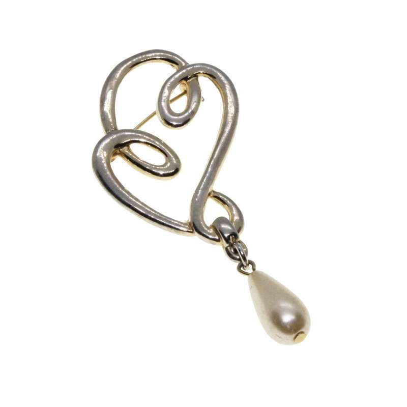 Brooch - Gold Tone Vintage Swirl Brooch. Faux Teardrop Pearl - ML3282