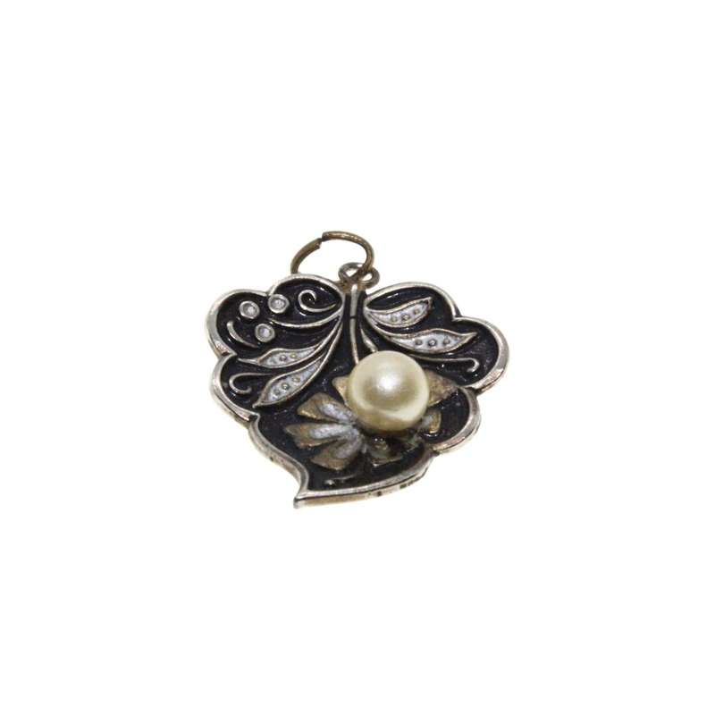 Pendant - Silver Tone & Black Leaf Pendant with Faux Pearl - ML3300
