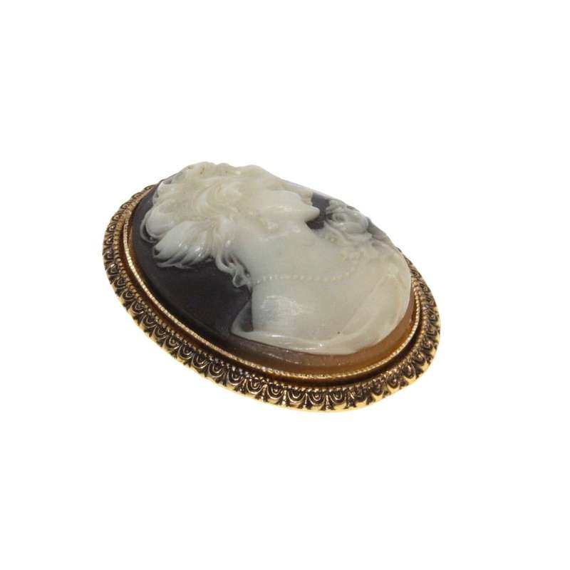 Brooch - Gold Tone Vintage Cameo Brooch with Filigree Frame - ML3313