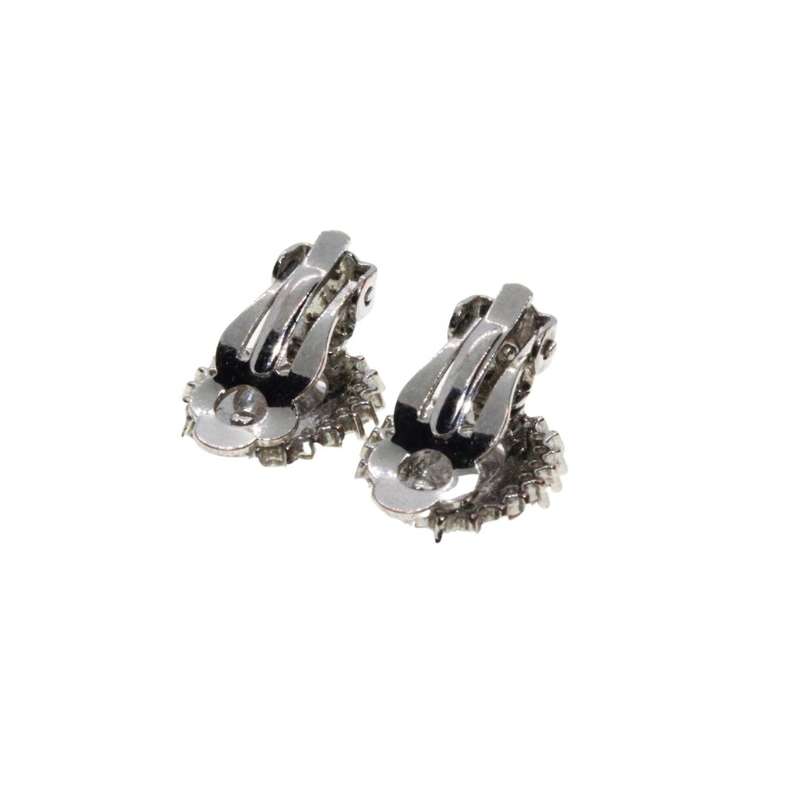 Earrings - Silver Tone Clip On Earrings. Large Clear Centre Stone with Diamantes - ML3316