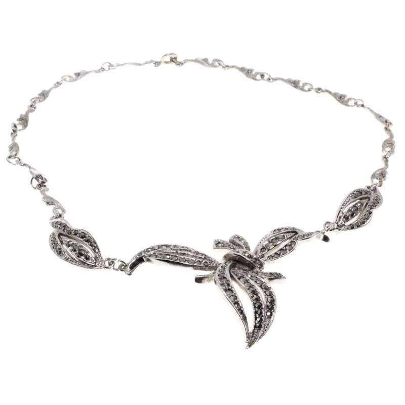 Necklace - Silver Tone Vintage Marcasite Choker Necklace. Large Leaf - ML3345