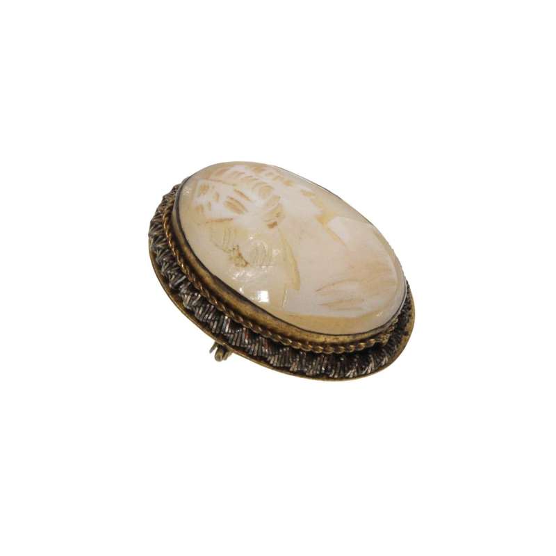 Brooch - Gold Tone Filigree Design. Lady Cameo - ML3355