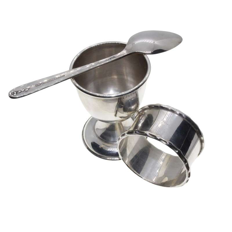 Christening Set - Vintage Silv Plated. Egg Cup Spoon & Serviette Ring. England. Orig Box - ML3424