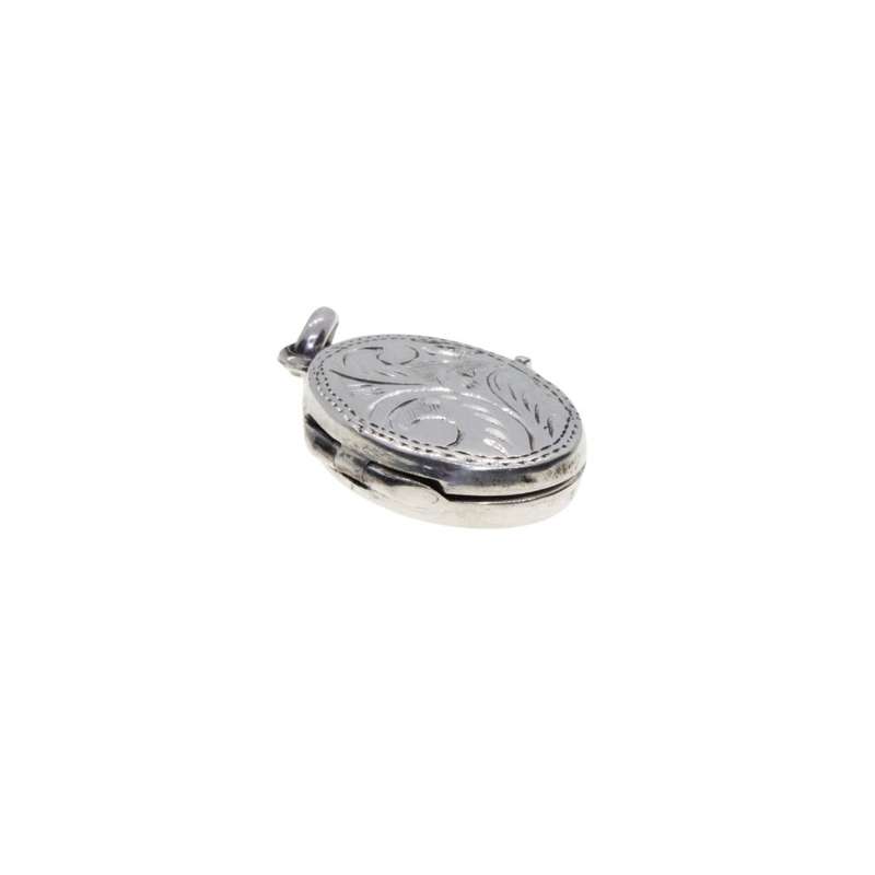 Pendant - 925 Silver Vintage Oval Locket. Engraved design. Gift for Baby Christening - ML3473