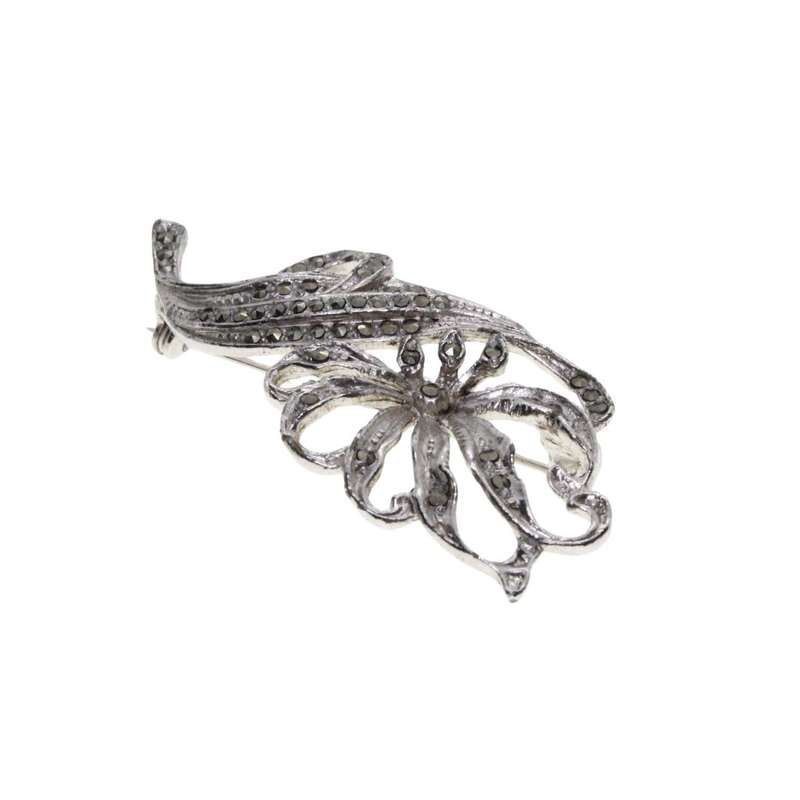 Brooch - Silver Tone Marcasite Brooch Flower and Leaf Design with Metallic Diamantes - ML3480