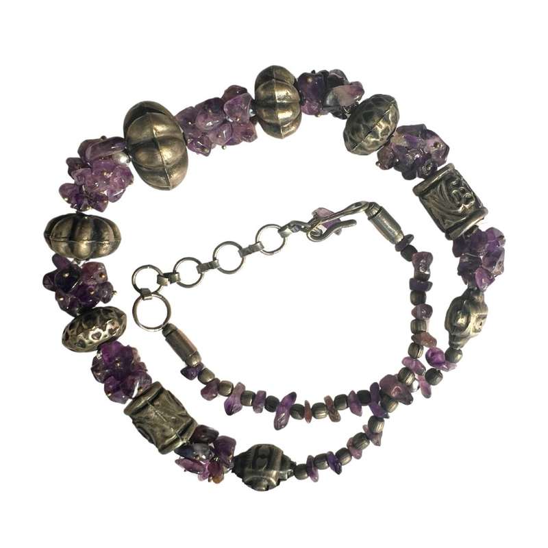 Necklace - Vintage Silver Tone Chunky mixed style Metal Beads Lilac Colour Beads inbetween - ML3572
