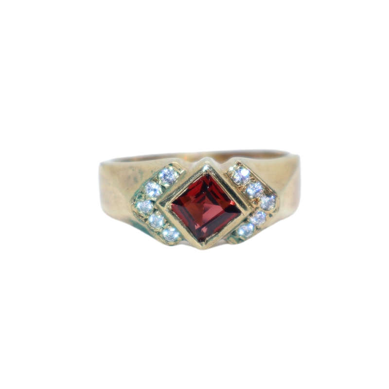 Ring - Silver Gilt Band with diamond shape coloured stone with Pave on sides - ML3621