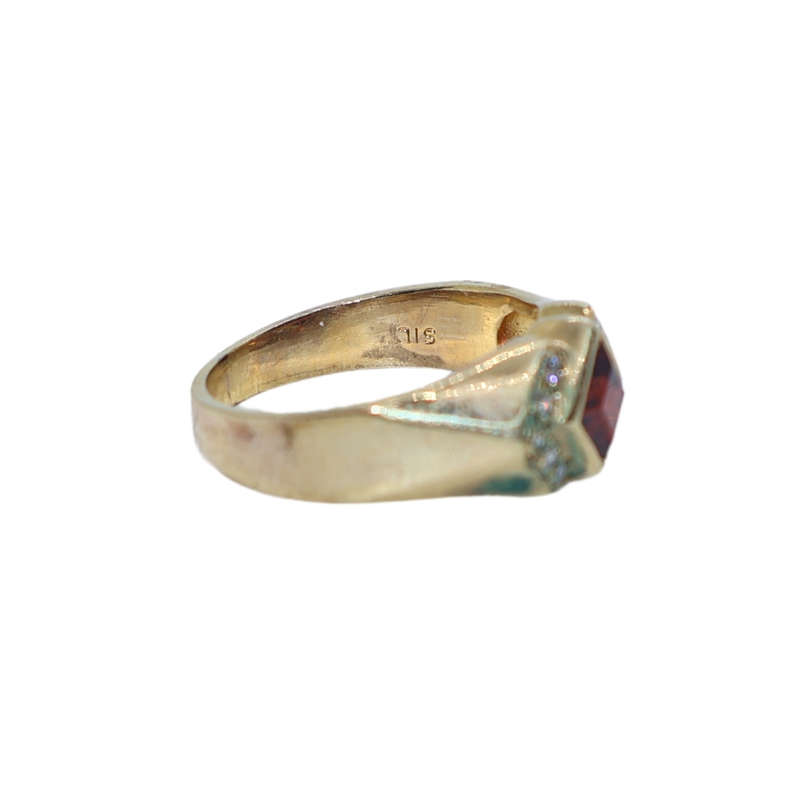Ring - Silver Gilt Band with diamond shape coloured stone with Pave on sides - ML3621