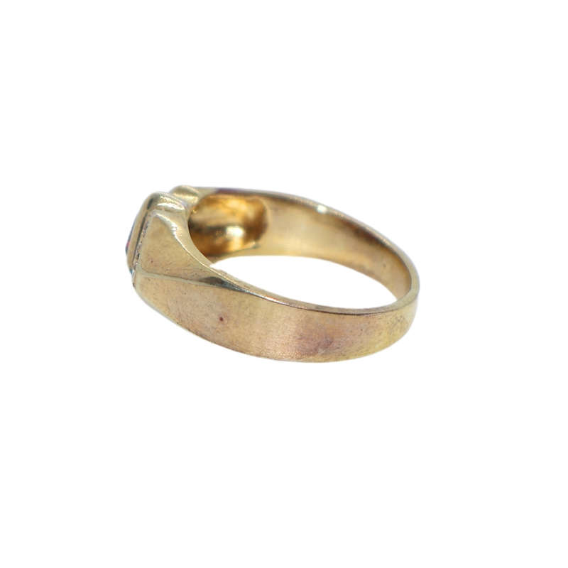 Ring - Silver Gilt Band with diamond shape coloured stone with Pave on sides - ML3621
