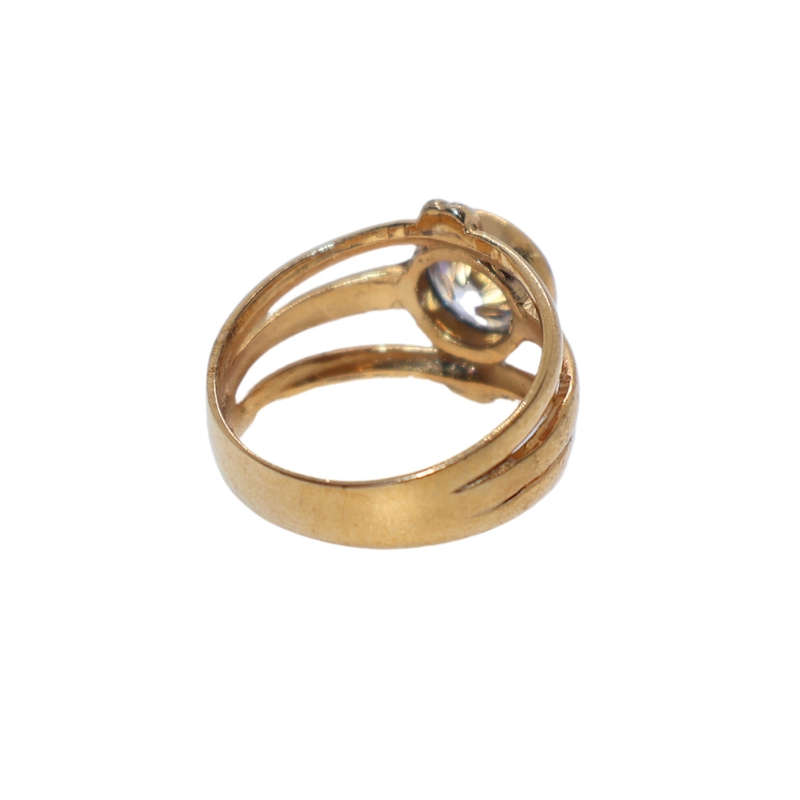 Ring - Silver Gilt. Wide. 3 Bands join with large Cabochon style setting. Large clear stone - ML3635