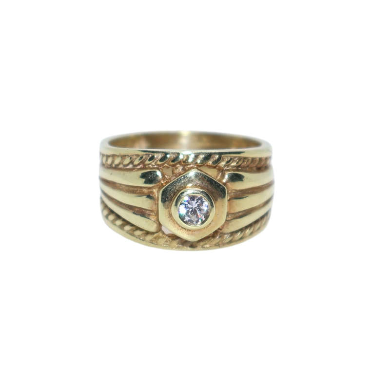 Ring - Silver Gilt. Wide solid and rope design . Clear Cabachon style  centre   stone - ML3640