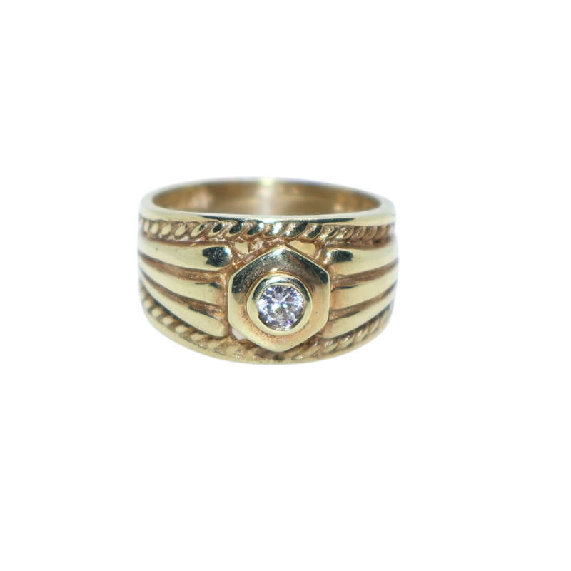 Ring - Silver Gilt. Wide solid and rope design . Clear Cabachon style  centre   stone - ML3640