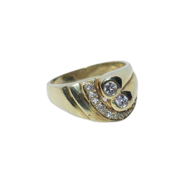 Ring - Silver Gilt. Band line of small clear stones. 2 x tubular  design. 2 x clear stones - ML3646