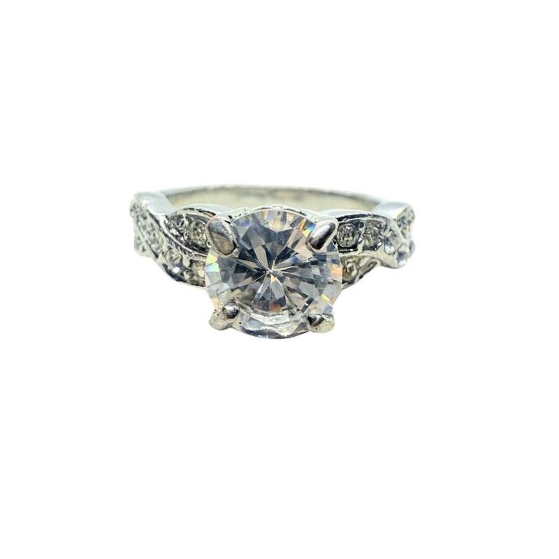 Ring - Silver Tone Band With Clear Stone, Twisted Diamante Sides #ML279