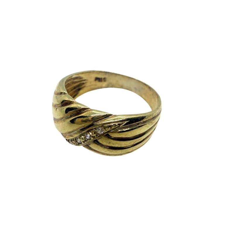 Ring - Gold Tone Ring Small Diamantés ML3665