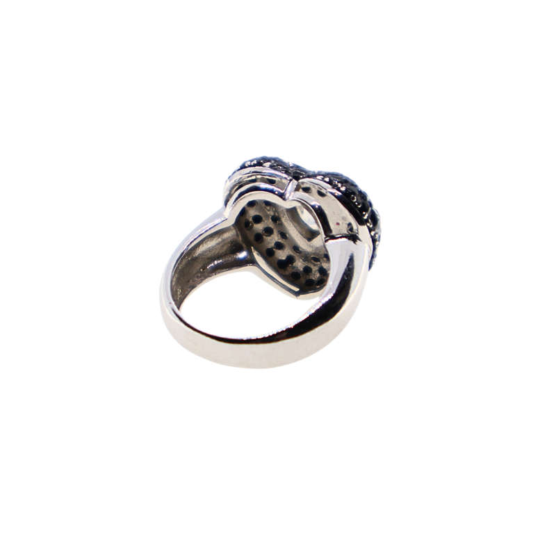 Ring - Silver Heart Ring. Black Stones & Centre Clear Heart Stone - ML3688