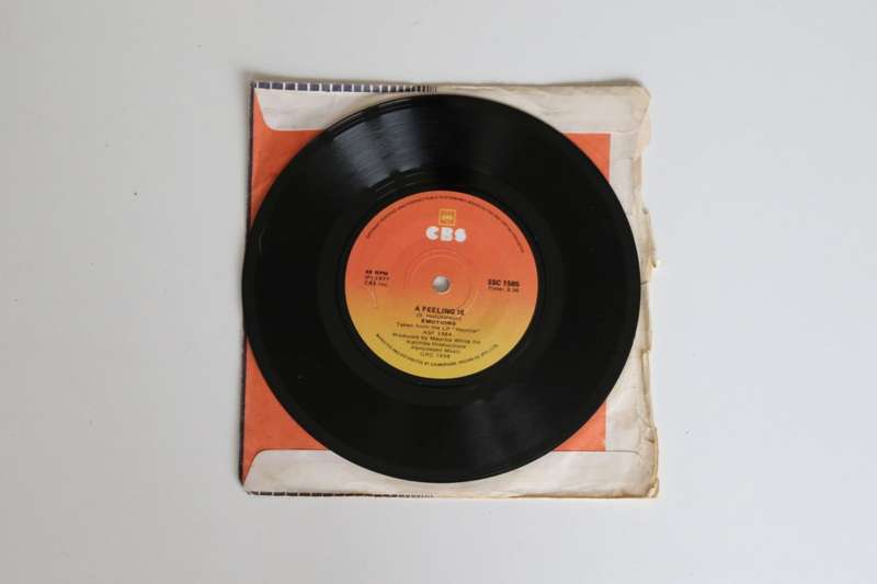 Emotions - Best Of My Love / A Feeling Is (7") (VG/Gen)