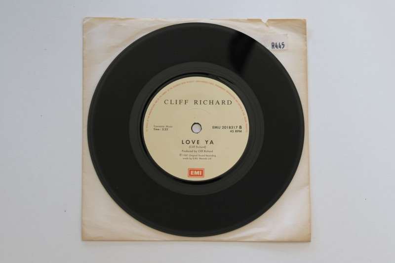Cliff Richard - My Pretty One (7") (VG++/GEn)