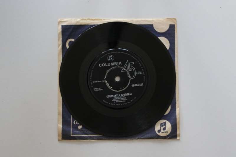 Cliff Richard - Constantly / True, True Lovin' (7") (VG/Gen)