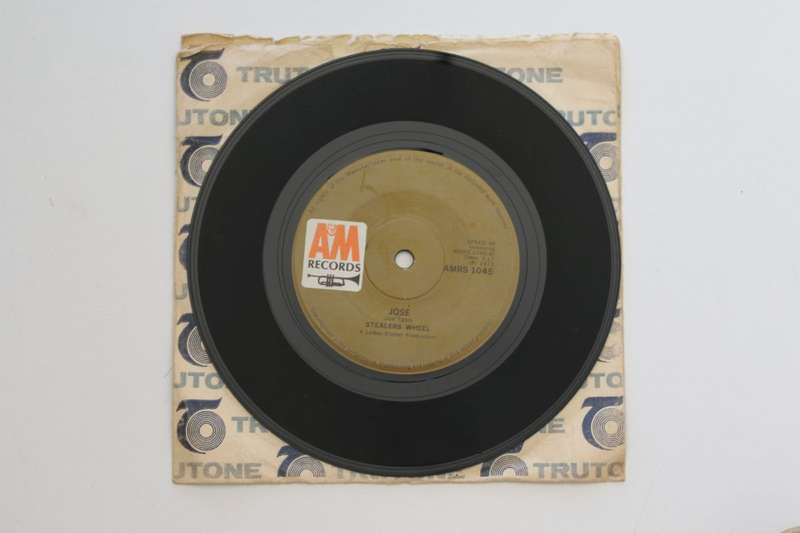 Stealers Wheel - Stuck In The Middle With You (7") (VG/Gen)