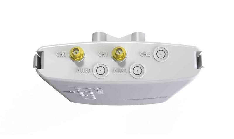 MikroTik BaseBox 5 - 5GHz radio, 1 USB port and 2 RP-SMA Female connectors