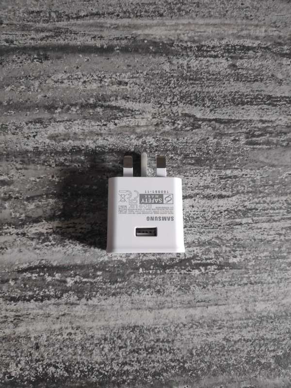 Samsung Charger 7.8W Travel Adapter + USB - Type C Cable