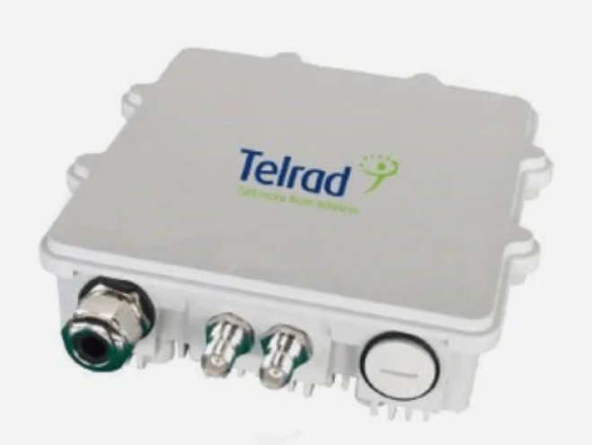 Telrad BreezeAIR AXE PTP Wireless Radio, 5.x GHz 2Gbps radio, 2x B-TNC