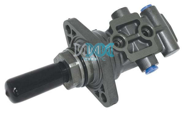 Brake Master Cylinder Toyota Quantum With Out Bottle