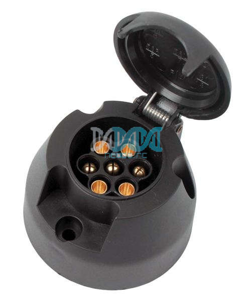 Trailer Socket Plastic 7P Slinder Card