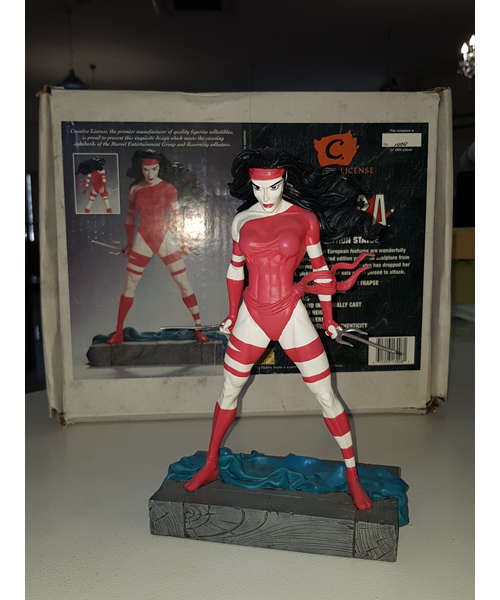 Elektra (Red) Special Edition Statue