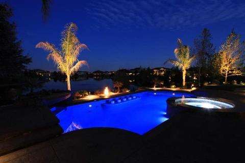 POOL LIGHT IPP SURFACE MOUNT COMPLETE LED COLOUR CHANGING