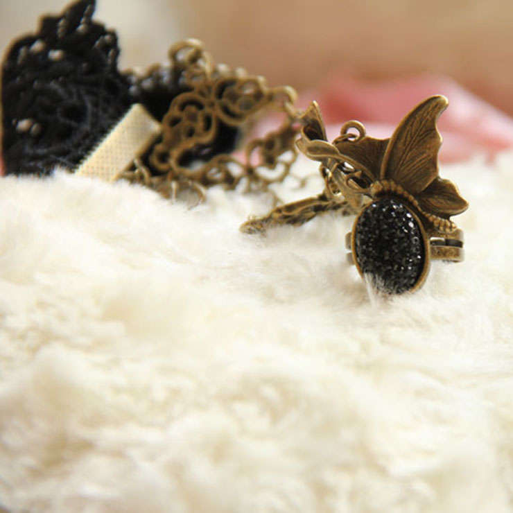 Victorian Gothic Style Lace Wristband Bronze Metal Bracelet with Ring J17678