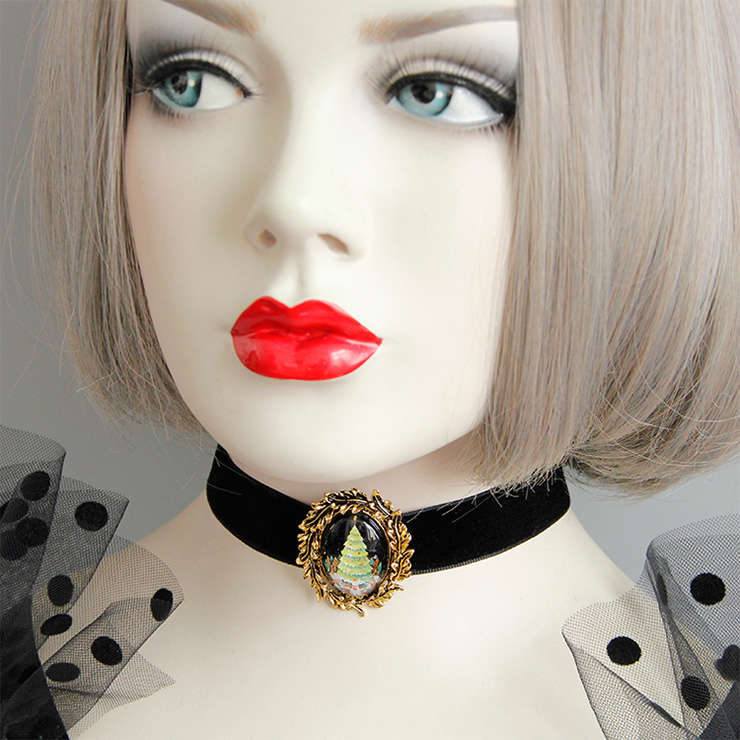 Retro Christmas Tree and Wreath Badge Black Choker Necklace J18622