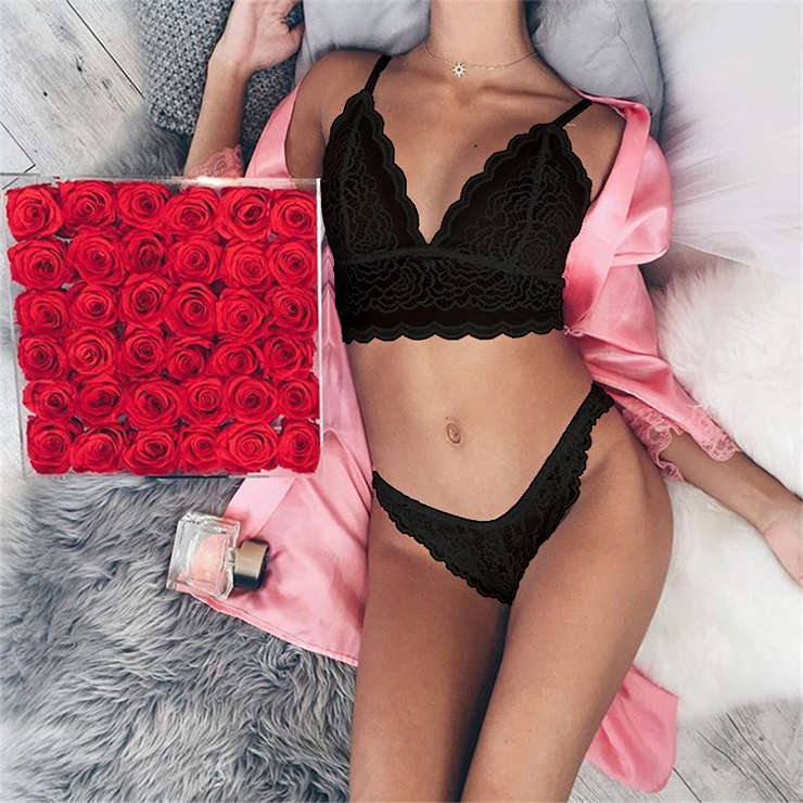 Sexy Black See-through Floral Lace Low-cut Thin Shoulder Strap Tight Bra and Panty Suit N19328