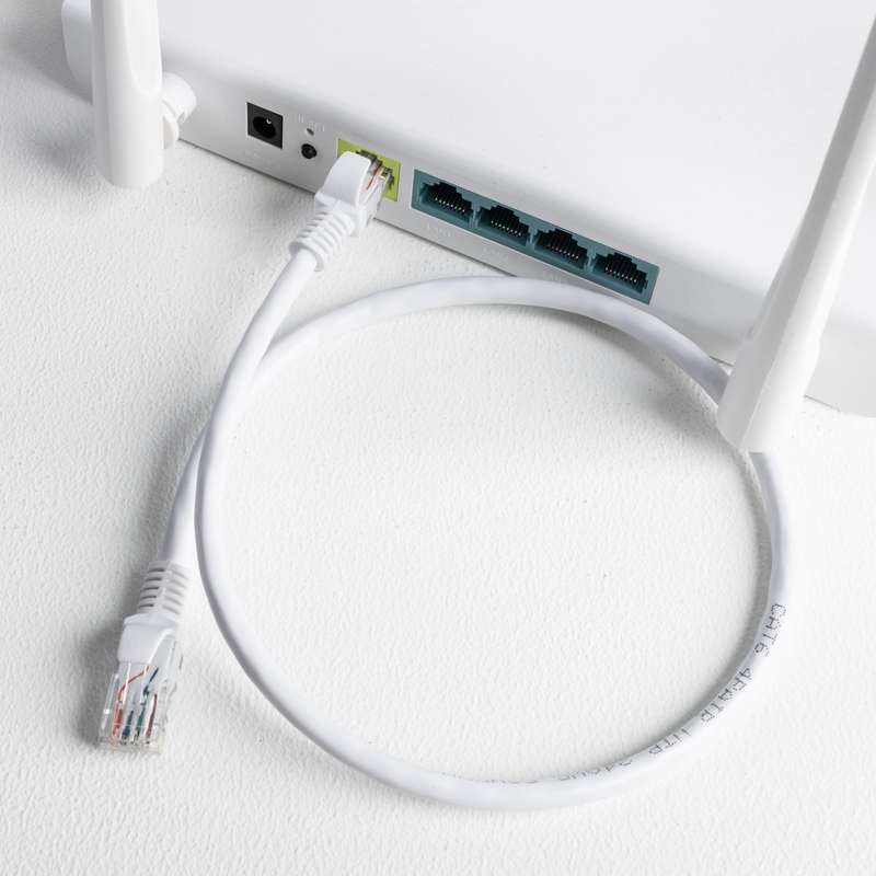 Gizzu Cat6 UTP Fly Lead Ethernet Network Cable 1m &#x2013; White