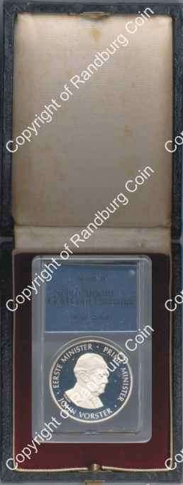 *#* 1978 John Vorster 30 years with the National Party SAGCE slabbed STG Silver Medallion in box *#*