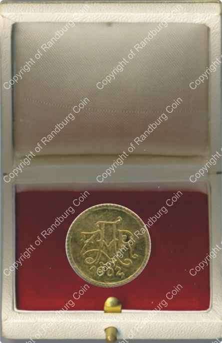 SA_1987_Imitation_Veldpond_Pilgrims_Rest_visit_Gold-plated_medallion_box_ob.jpg