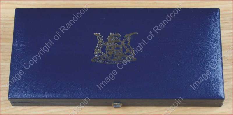 1992_Short_Proof_set_box_closed.jpg