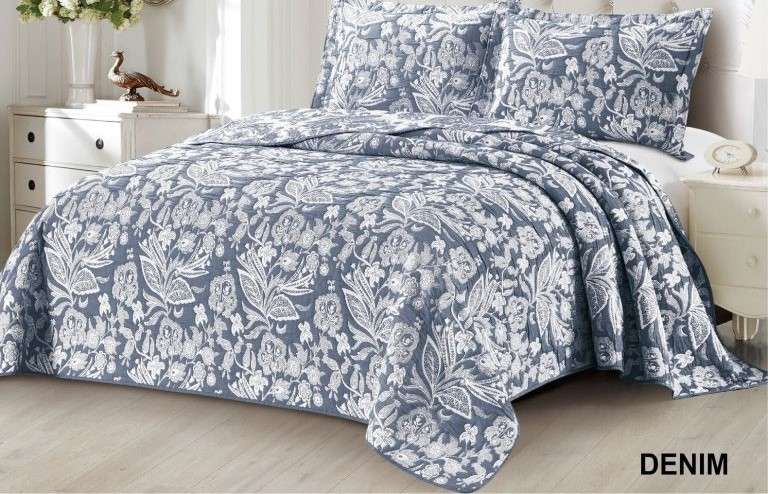 Valencia Jacquard Quilted Comforter