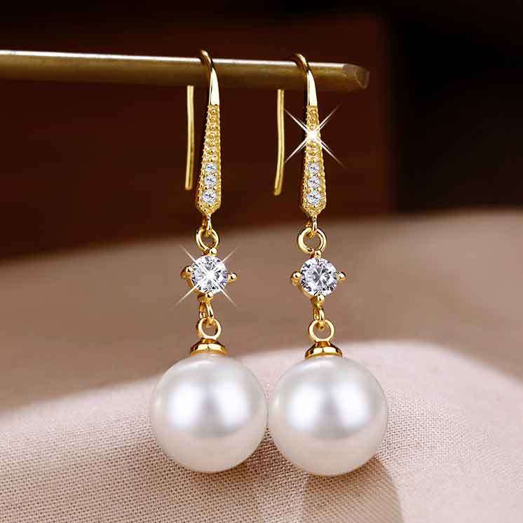 Peal Gold Metal Detail Rhinestone Earrings