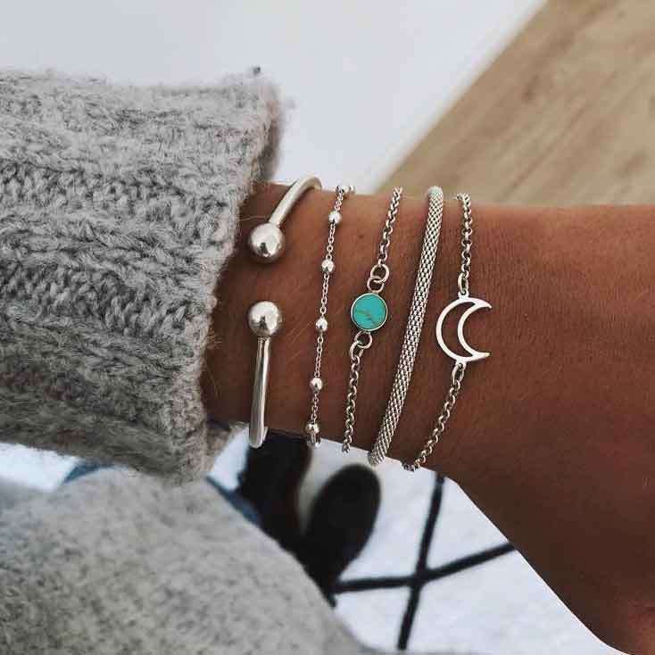 Layered Moon Detail Silvery White Bracelet Set