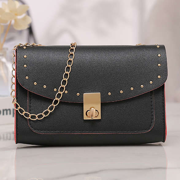 Black Chains Rivet Turnlock Shoulder Bag