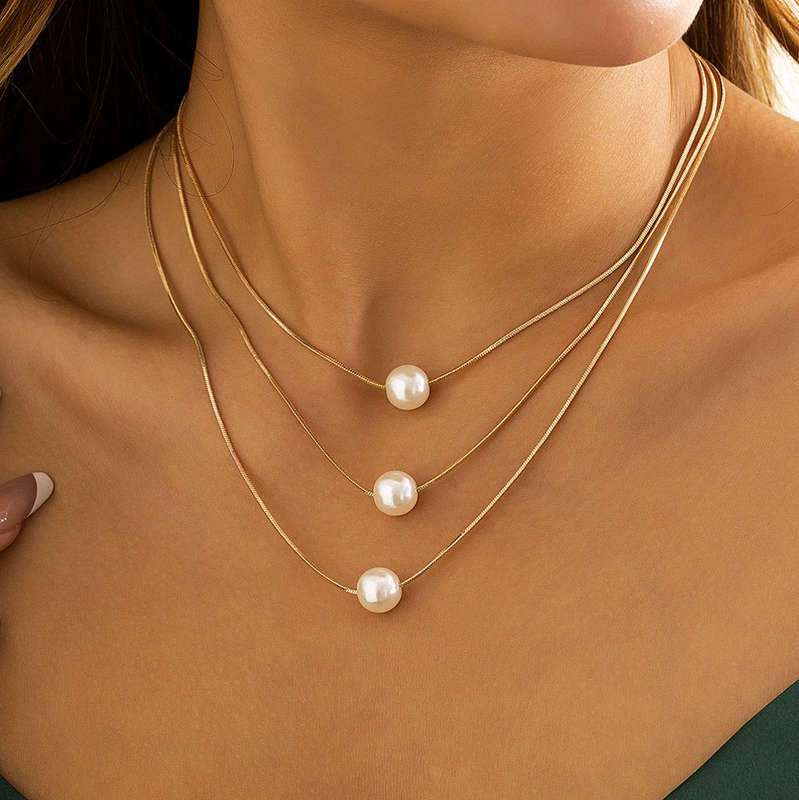 Layered Design Pearl Detail Gold Necklace Set