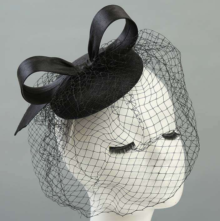 Retro Bowknot Design Hemp Black Hat