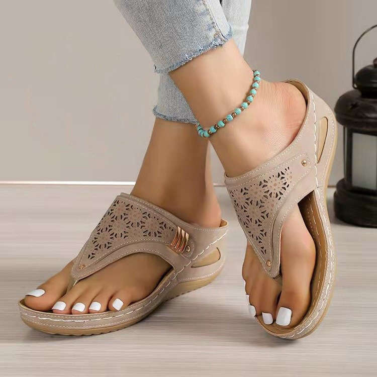 Grey Low Heel Toe Post Flip Flops