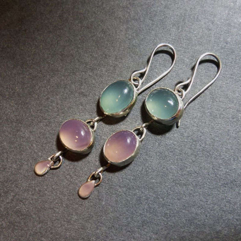 Teardrop Detail Round Light Pink Earrings