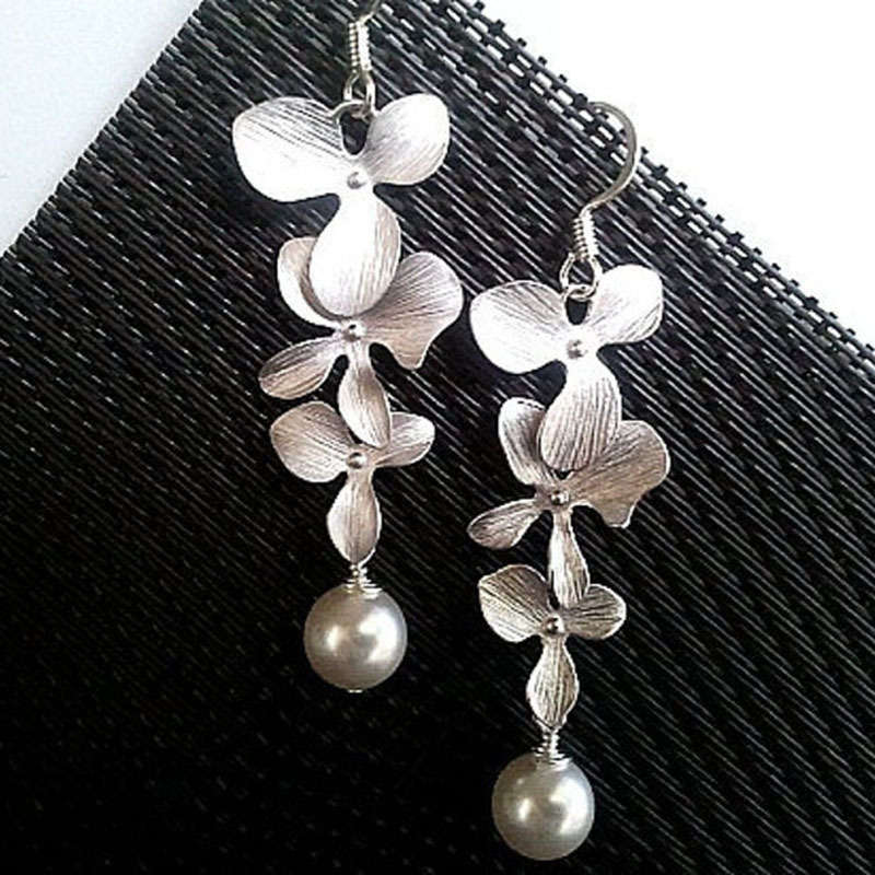 Silver Metal Pearl Floral Detail Earrings