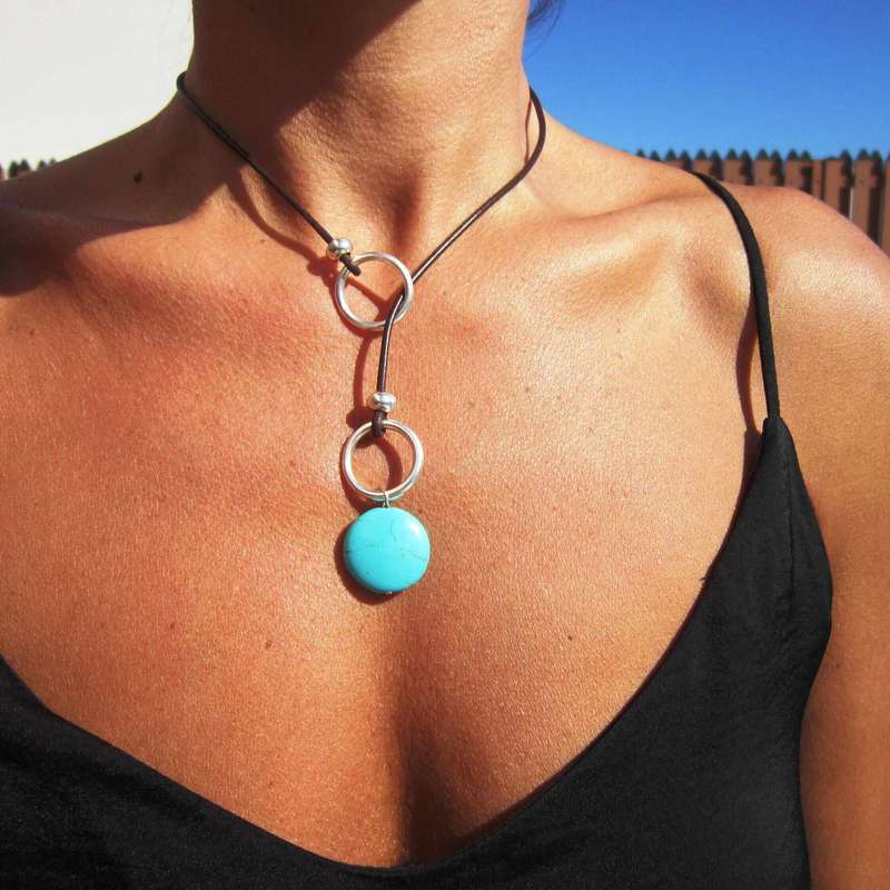 Circular Ring Detail Alloy Cyan Necklace