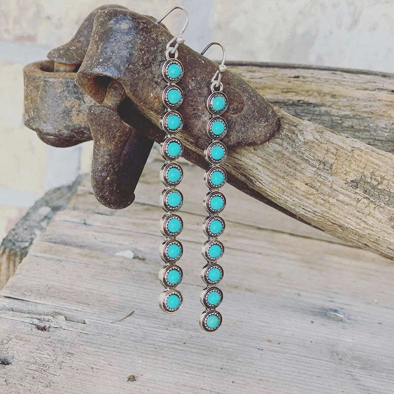 Alloy Detail Roung Shape Cyan Earrings