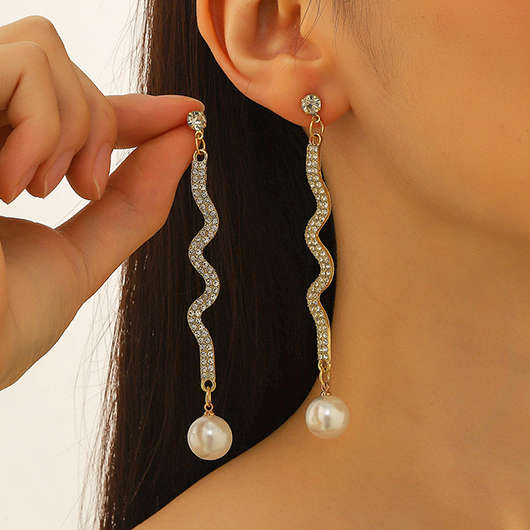 Pearl Detail Rhinestone Design Gold Earrings